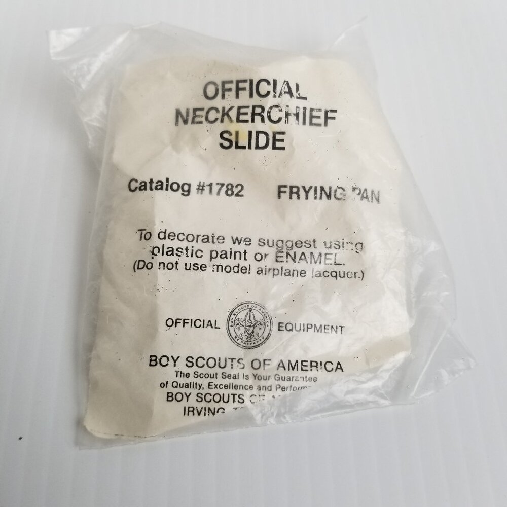 Boy Scouts BSA Official Neckerchief Slide Frying Pan Vintage NOS #1782 Retro